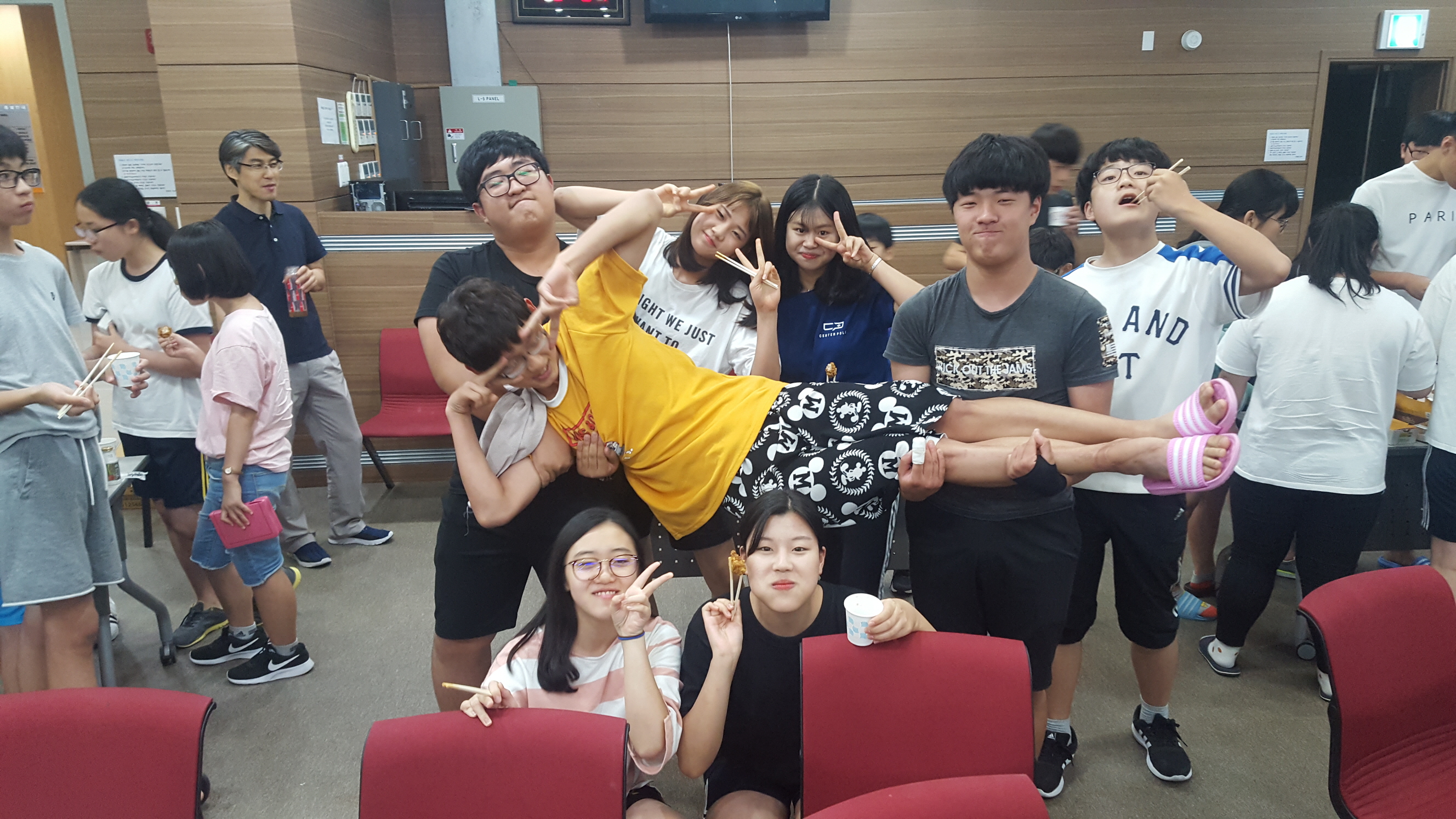 크기변환_20170730(조별 간식 사진 3).jpg