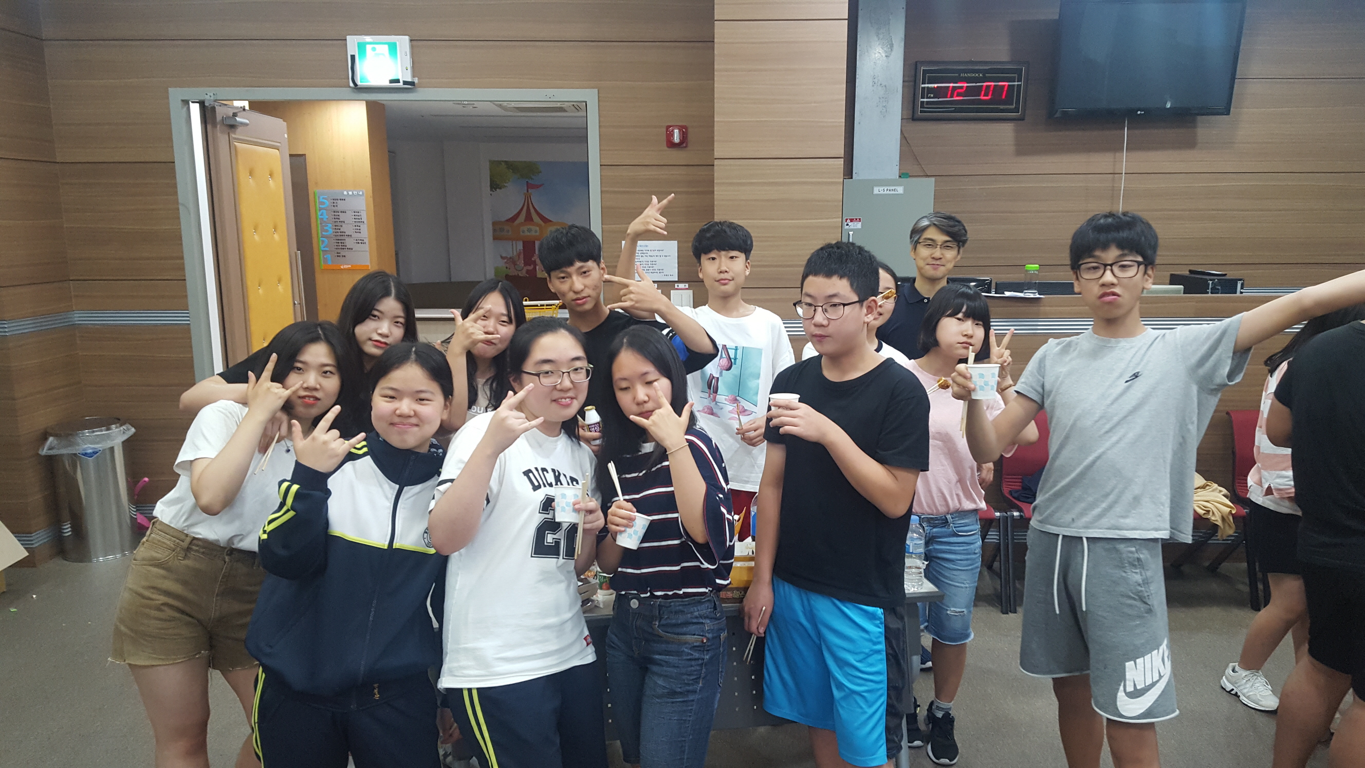 크기변환_20170730(조별 간식 사진 2).jpg