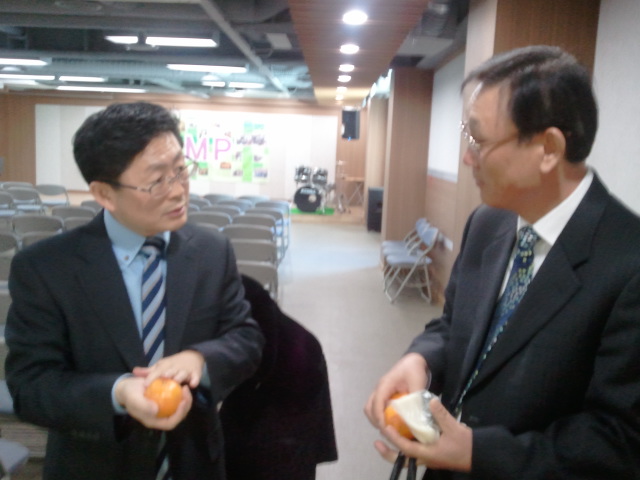 2011-11-20 15.03.09.jpg