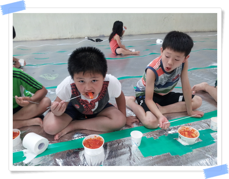 19. 물놀이 후 먹는 떡볶이는 꿀맛~.jpg