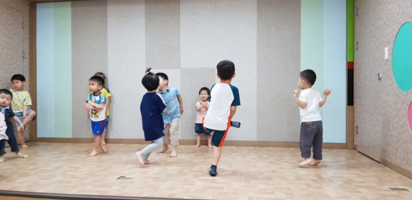 꾸미기_꾸미기_KakaoTalk_20180530_124325446.jpg